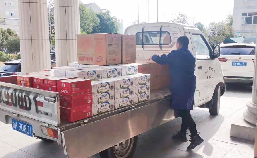 抗擊疫情，浙江正達(dá)環(huán)保向蓮都區(qū)衛(wèi)健委和疾控中心捐贈物資(圖1)